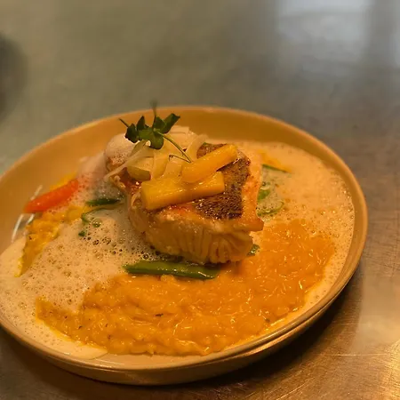 Hotel Restaurant Roessli 2*