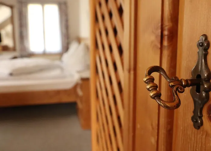 호텔 Restaurant Roessli 2*