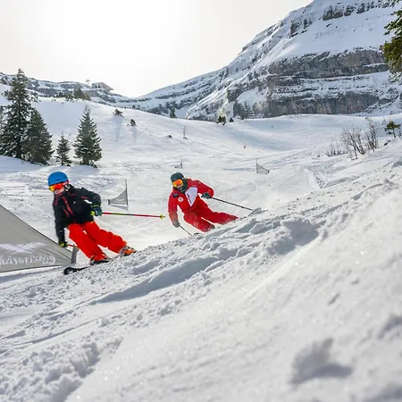 Отель Restaurant Roessli Alt St. Johann